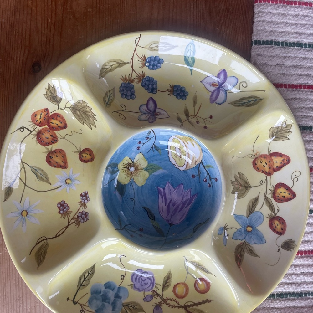 4 Piece Zkrie Floral Serving Set